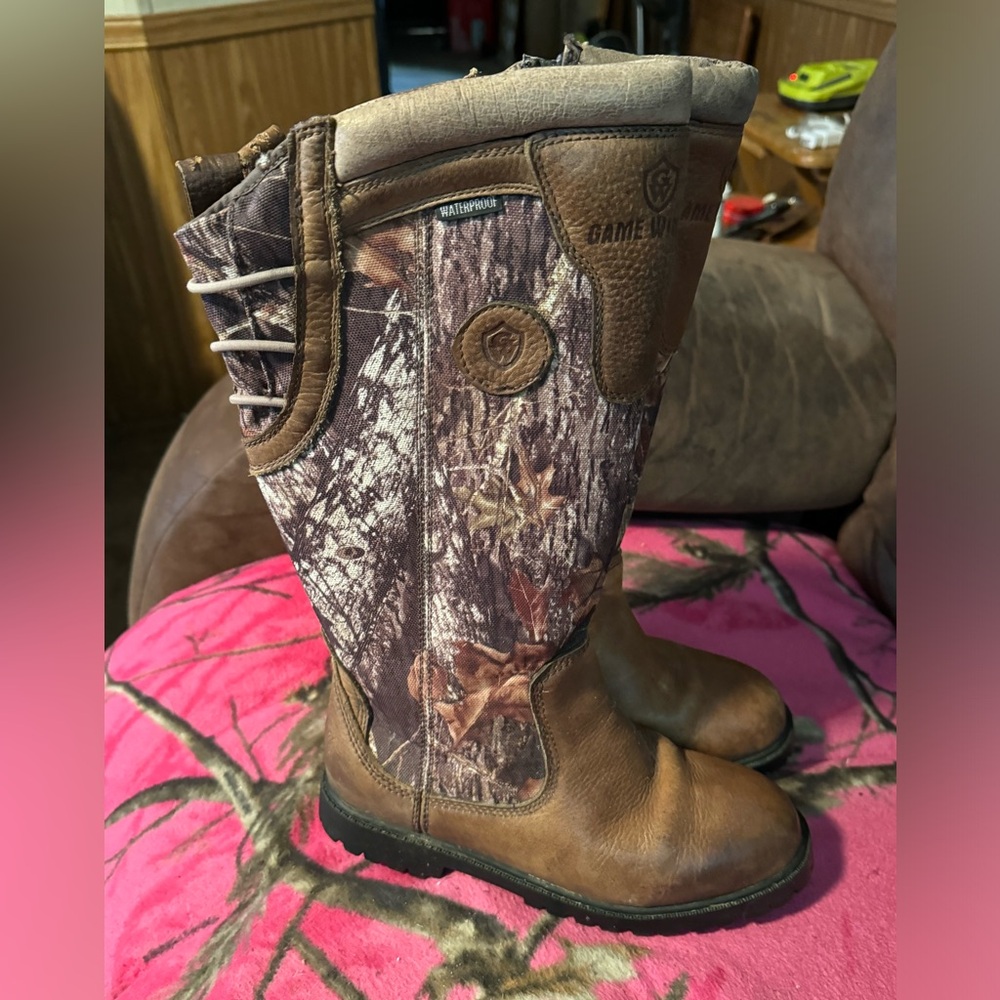 Womens 8.5 Genuine Game Winner Camo Hunting Boot Waterproof Zipper Leather Upper